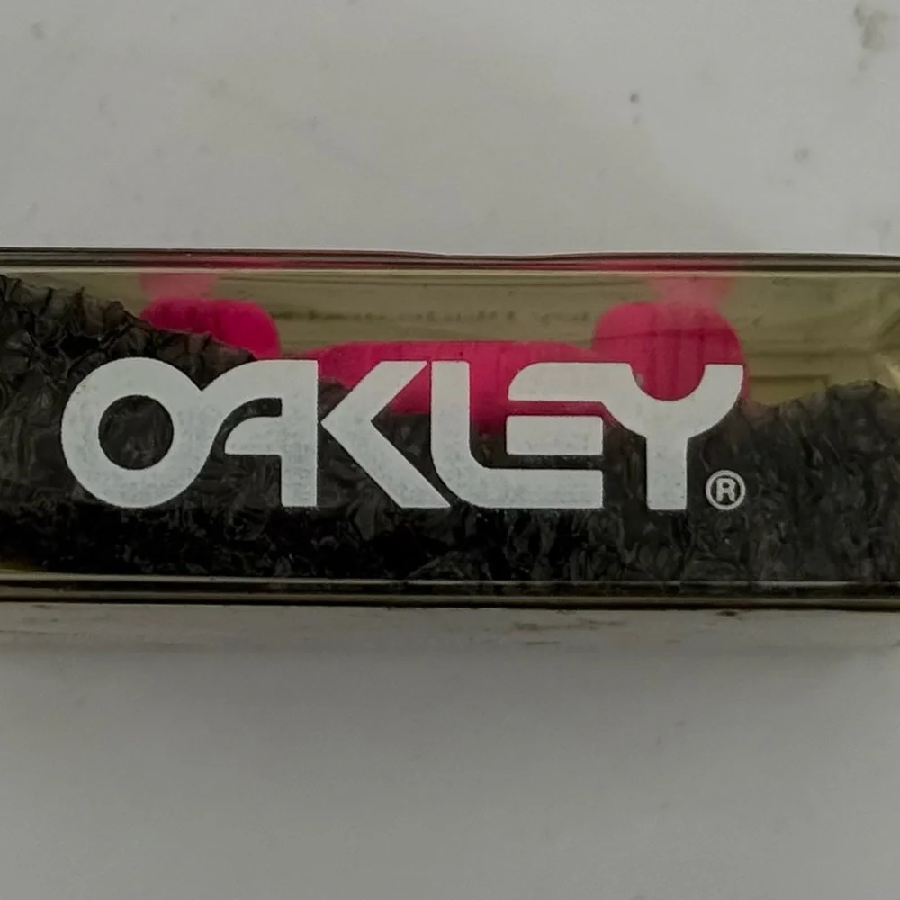 Oakley Razor Blade/Blade OEM Hot Pink‎ & Black Nose Piece Pre-Owned In Box